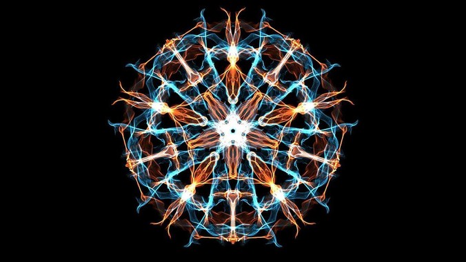 为什么卫星很容易发现航母？